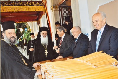 Με τους επιτρόπους του Ι.Ν. Παναγίας Τρυπητής Αιγίου